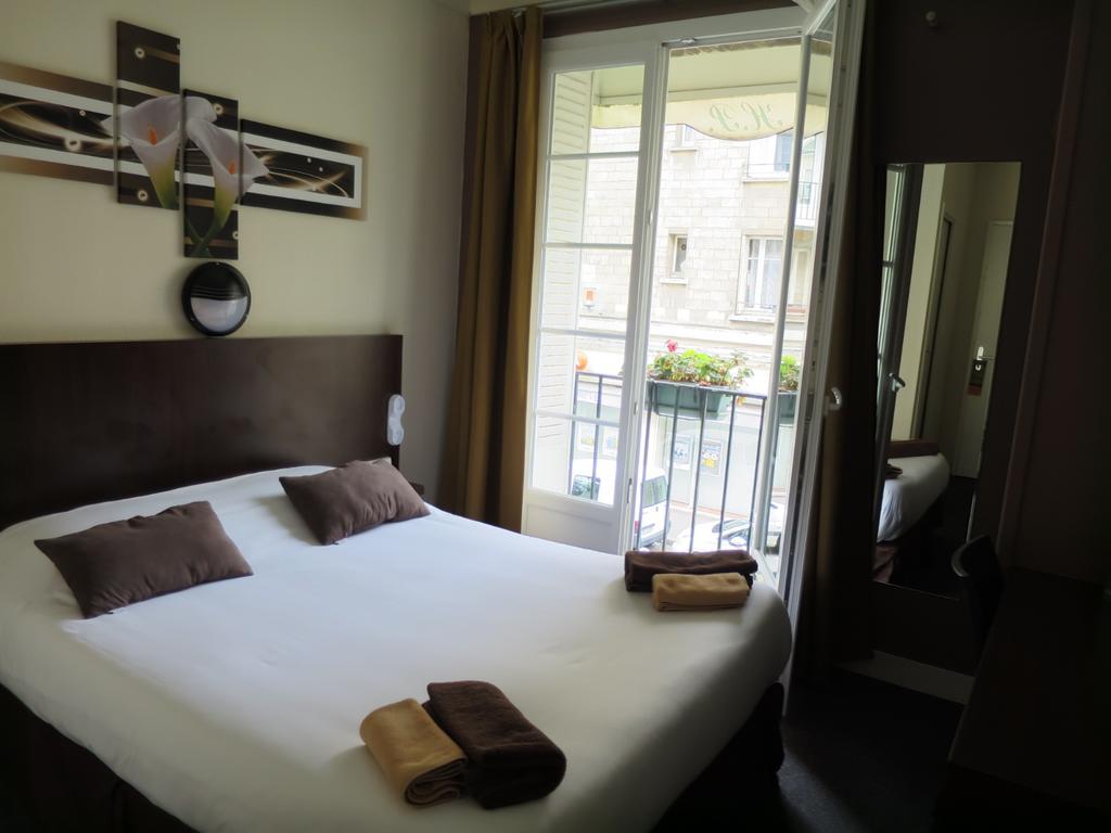 Hotel De La Paix Caen Bilik gambar
