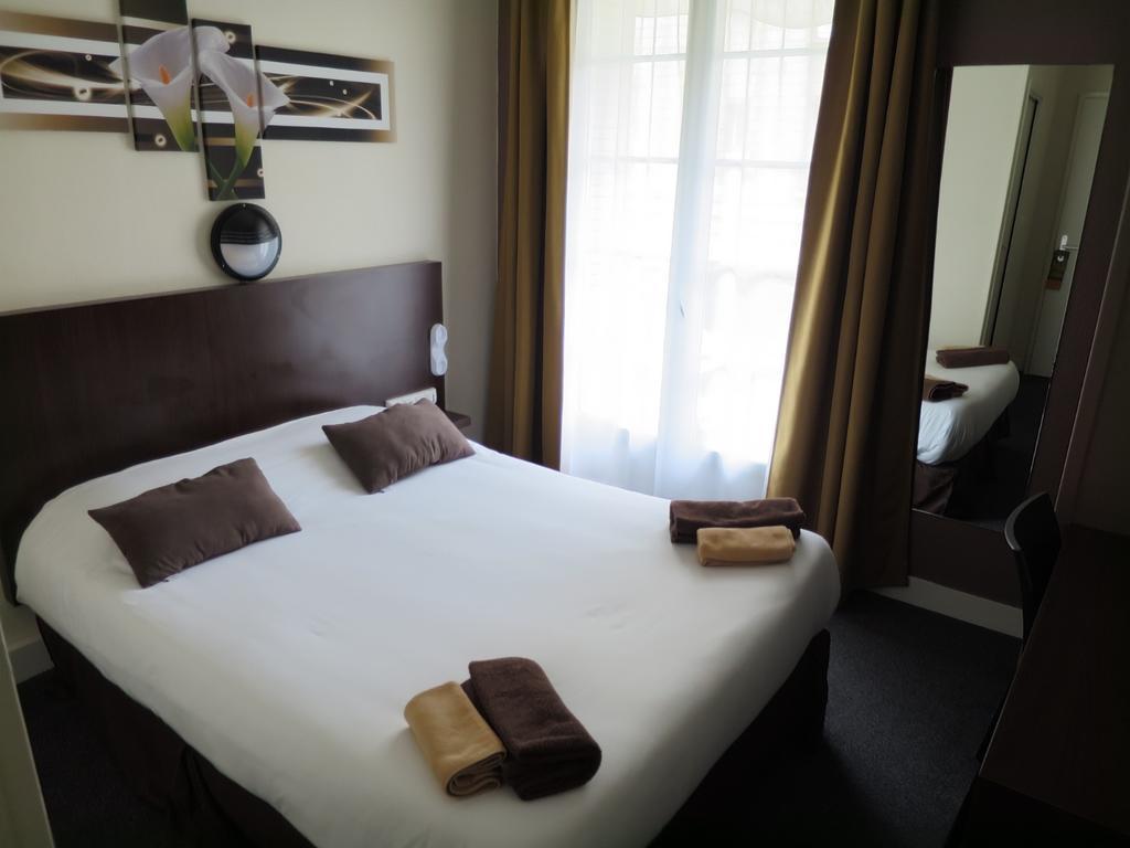 Hotel De La Paix Caen Bilik gambar